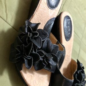 BOC leather size 6 slides